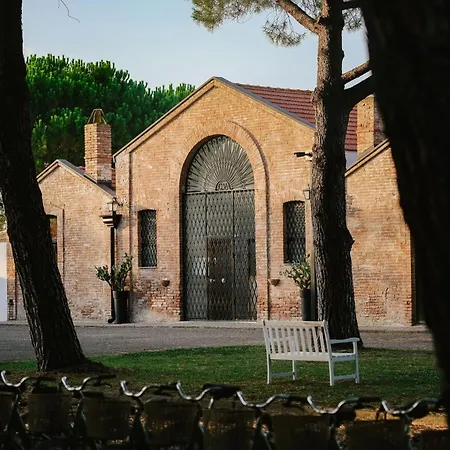 Masseria Macchia & Relais San Pio Farm stay Marina Di Pisticci
