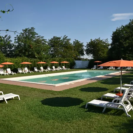 Masseria Macchia & Relais San Pio Farm stay
