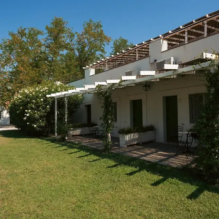 مزرعة للإقامة Masseria Macchia & Relais San Pio مارينا دي بيستيتشي