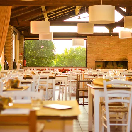 Masseria Macchia & Relais San Pio