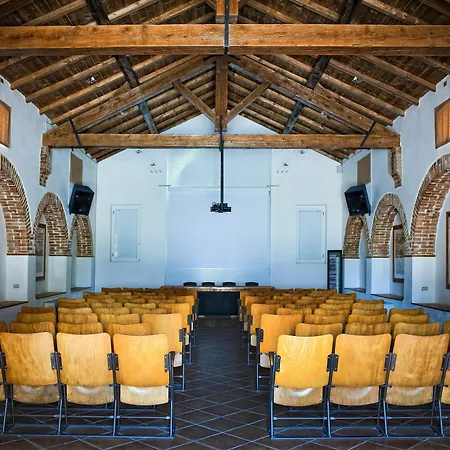 Masseria Macchia & Relais San Pio * ميتابونتو